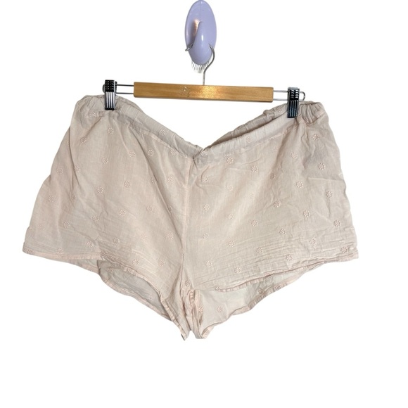 Shabby Chic Cream Embroidered Top and Shorts Size Large - Picture 7 of 9